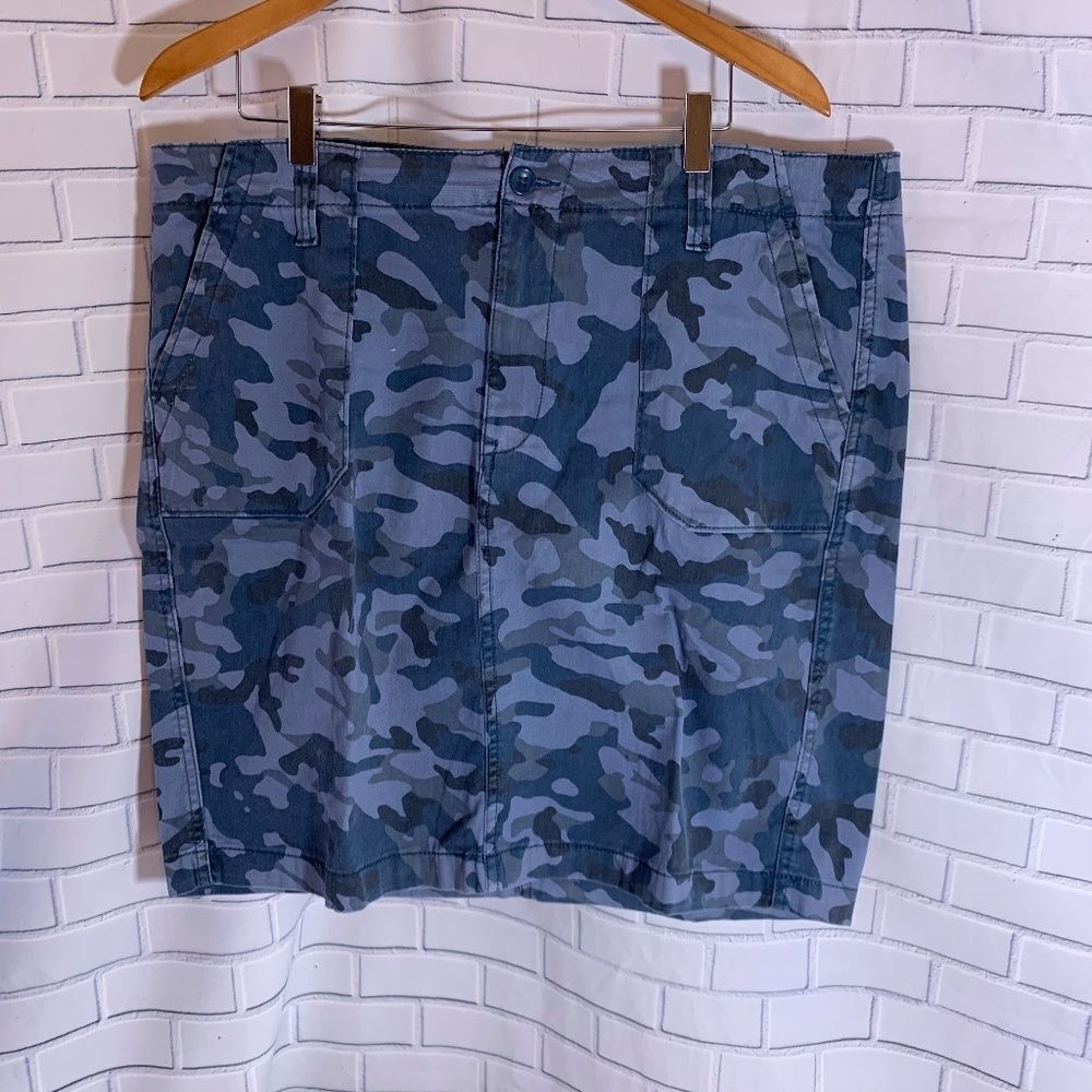 7 For All Mankind Denim Camo Skirt‎ Sz 16